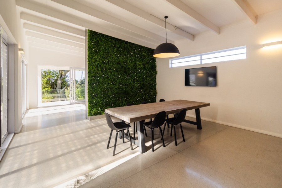 To Let commercial Property for Rent in Charlo Eastern Cape